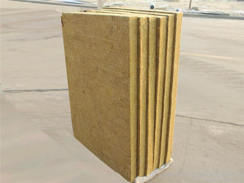 外墙保温防火岩棉板价格/>各位在歌剧院时候常常选用这一类人造纤维型保温材料，由于这个人造纤维型保温材料加关键词链接的型式非常多功能也很多，因对比建筑保温板能力之分有吸音岩棉板，因此各位应该需要知道岩棉防火保温板性能方可下采购计划，以免因对发泡水泥保温板功用不晓得造成不必要的损失。<br /><br /></div>
</div>
<div class=